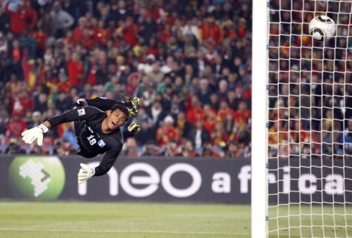 2010-06-21t185506z_01_wcp404_rtridsp_3_soccer-world_reuters