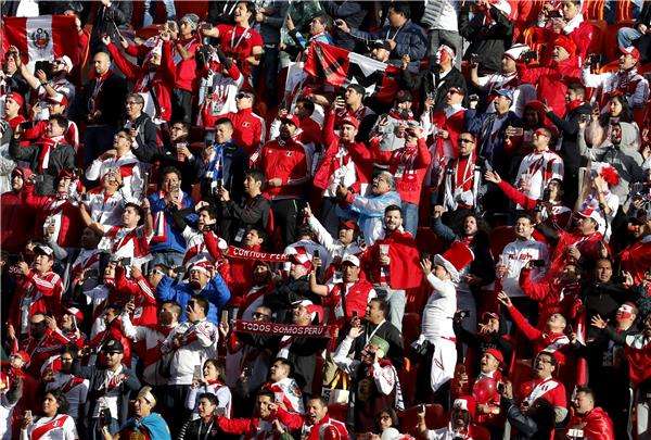 جماهير بيرو