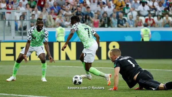 ?i=reuters%2f2018-06-22%2f2018-06-22t163817z_1196858885_rc1a23c42490_rtrmadp_3_soccer-worldcup-nga-ice_reuters