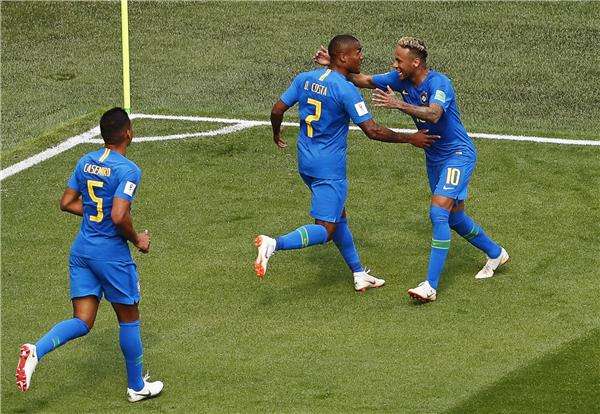 فرحة لاعبي البرازيل