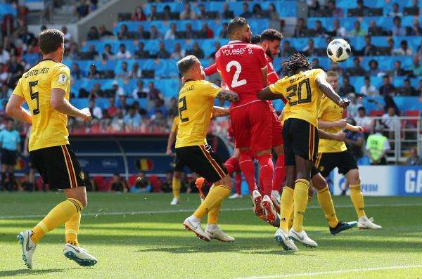 ديلان برون يحرز الهدف الأول