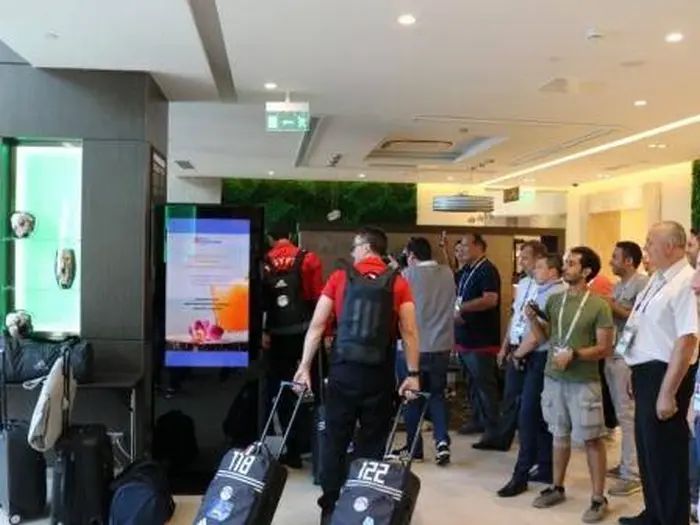 35971873_10215382546893277_4278654159806267392_n