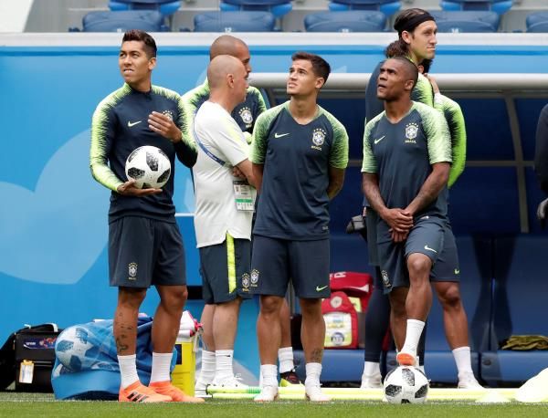 كوستا مع البرازيل