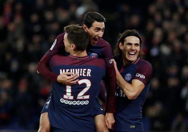 لاعبو باريس سان جيرمان