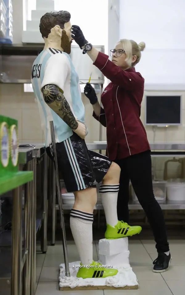 ?i=reuters%2f2018-06-23%2f2018-06-23t180305z_1145304320_up1ee6n1e53re_rtrmadp_3_soccer-worldcup-chocolate-messi_reuters