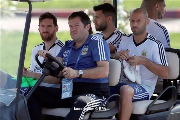 ?i=epa%2fsoccer%2f2018-06%2f2018-06-23%2f2018-06-23-06832753_epa