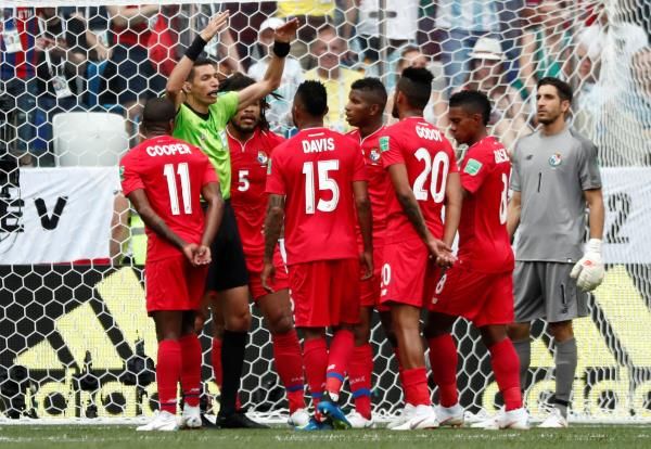 جهاد جريشة من لقاء بنما وإنجلترا