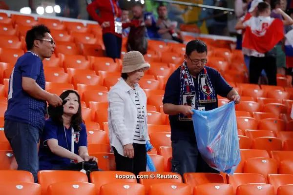 ?i=reuters%2f2018-06-24%2f2018-06-24t171748z_839366858_rc17906d0b10_rtrmadp_3_soccer-worldcup-jpn-sen-cleaners_reuters