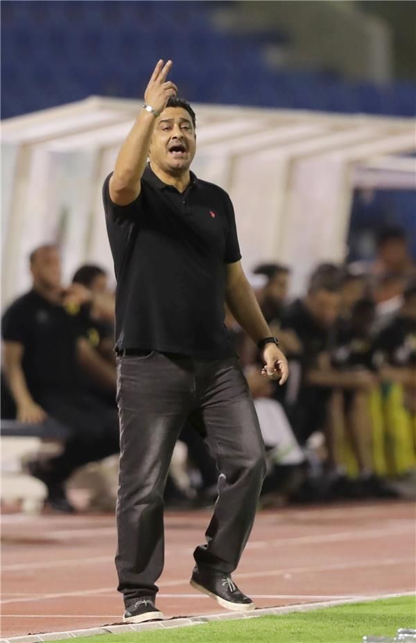 عادل عبد الرحمن