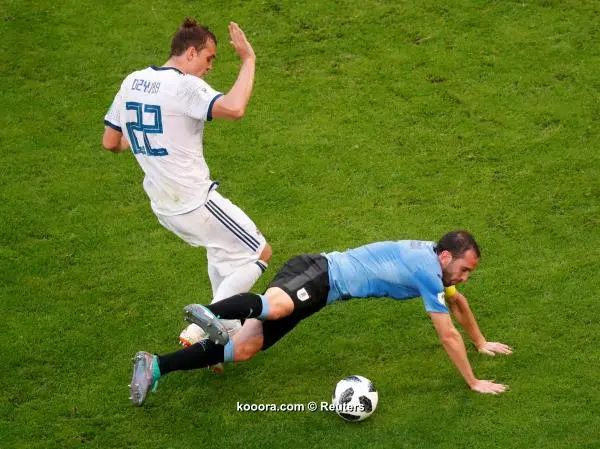 ?i=reuters%2f2018-06-25%2f2018-06-25t155021z_947387354_rc173d8f6060_rtrmadp_3_soccer-worldcup-ury-rus_reuters