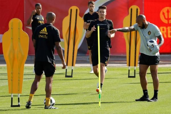 كومباني من تدريبات بلجيكا