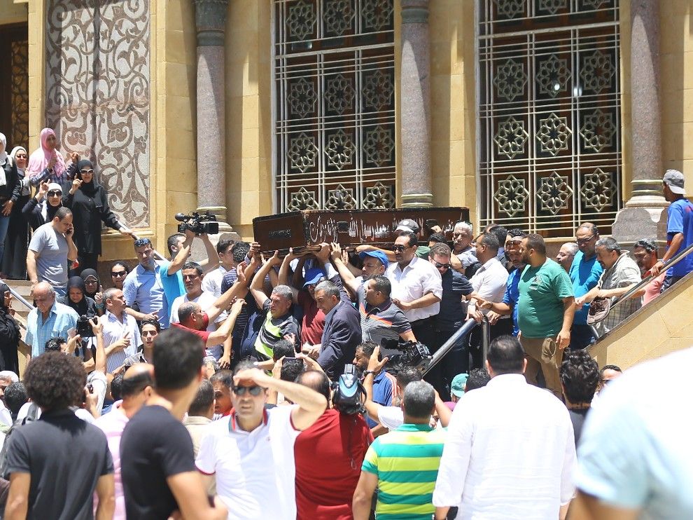 أثناء تشييع الجثمان