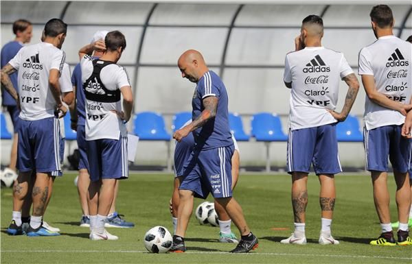 سامباولي مدرب الأرجنتين