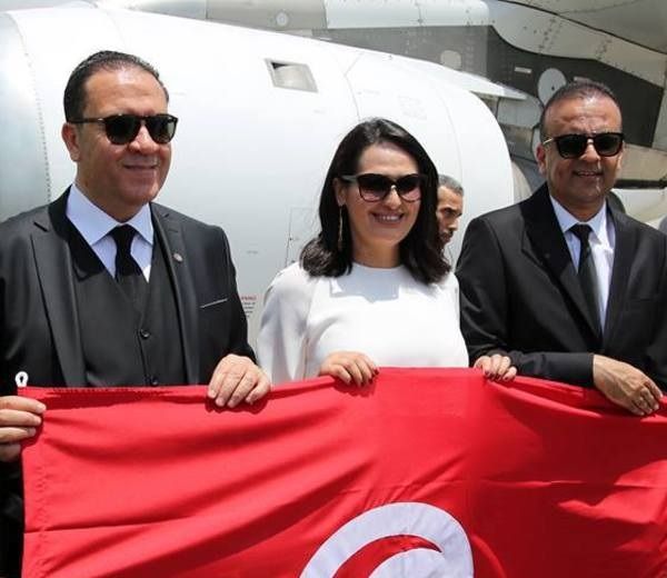 ماجدولين الشارني تتوسط وديع الجريء و نبيل معلول 