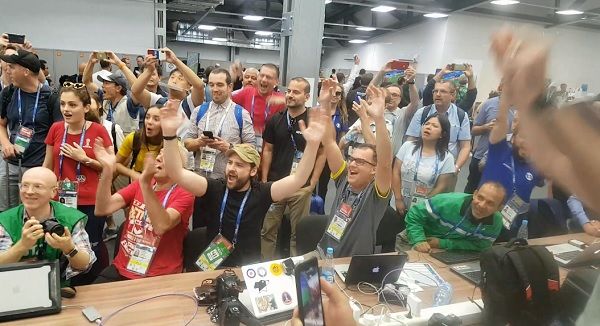 فرحة الإعلاميين البرازيليين