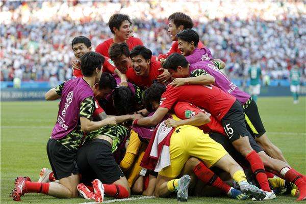لاعبو كوريا الجنوبية