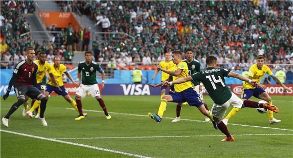 مباراة المكسيك والسويد