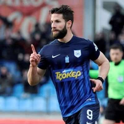 بيدرو كوندي