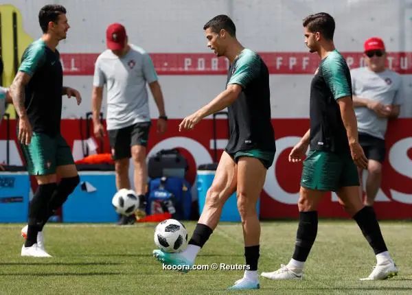 ?i=reuters%2f2018-06-29%2f2018-06-29t075207z_1407789931_rc1c2d0ff120_rtrmadp_3_soccer-worldcup-ury-por-preview_reuters