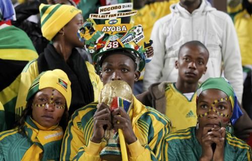 2010-06-22t161834z_01_wcp664_rtridsp_3_soccer-world_reuters