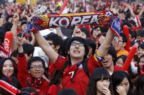 2010-06-22t215930z_01_seo112_rtridsp_3_soccer-world_reuters