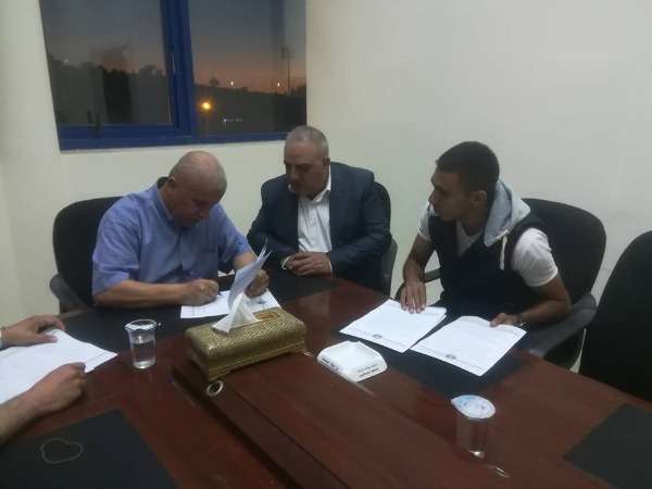 من توقيع الخلايلة