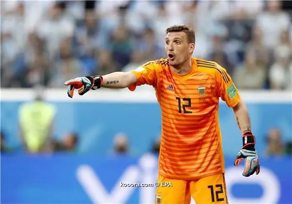 ?i=epa%2fsoccer%2f2018-06%2f2018-06-26%2f2018-06-26-06842618_epa