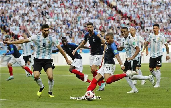 ?i=epa%2fsoccer%2f2018-06%2f2018-06-30%2f2018-06-30-06852194_epa