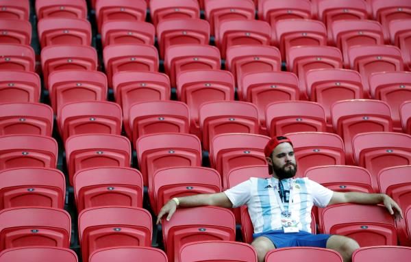 مشجع أرجنتيني بعد المباراة