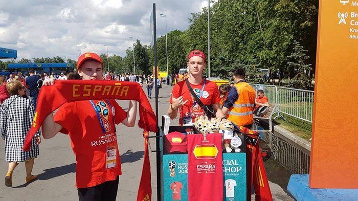 36437194_1962070460509738_4440003745970913280_n