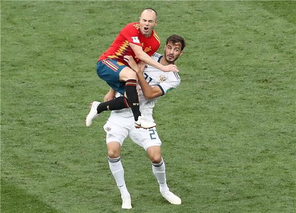 الروسي الكسندر يورخين..دخل التاريخ