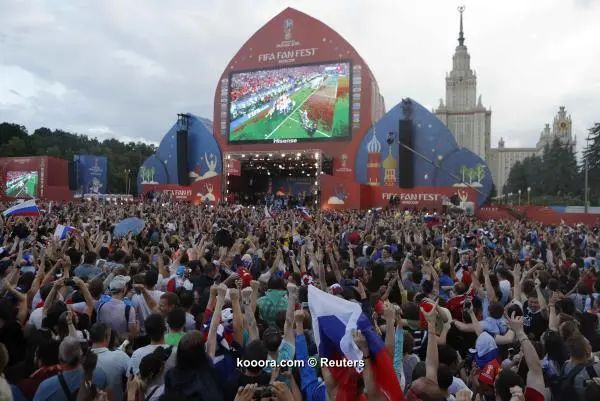 ?i=reuters%2f2018-07-01%2f2018-07-01t174115z_130392104_up1ee711d4q4e_rtrmadp_3_soccer-worldcup-esp-rus-fans-reactions_reuters