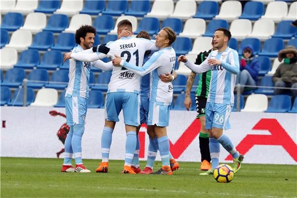 سافيتش مع لاعبي لاتسيو