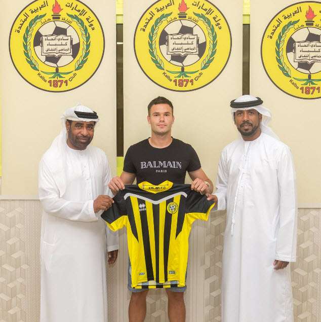 من تقديم اللاعب