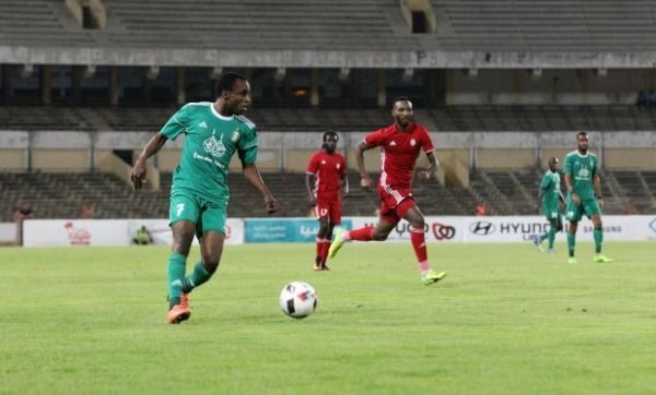 جانب من مواجهة سابقة بين الفريقين