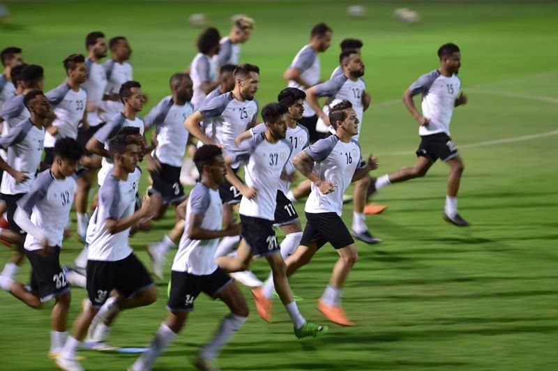 جانب من التدريبات
