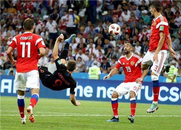 جانب من مباراة كرواتيا وروسيا