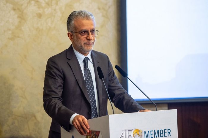  الشيخ سلمان بن إبراهيم آل خليفة