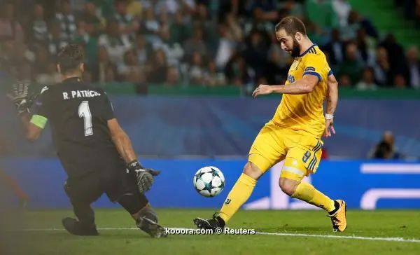 ?i=reuters%2f2017-10-31%2f2017-10-31t213439z_19271165_rc1b4db39a00_rtrmadp_3_soccer-champions-sli-juv_reuters