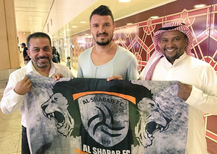 من وصول اللاعب