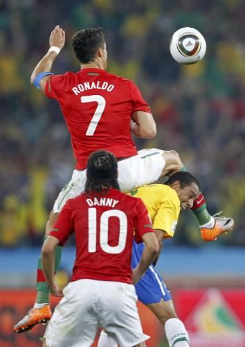 2010-06-25t155033z_01_wca386_rtridsp_3_soccer-world_reuters