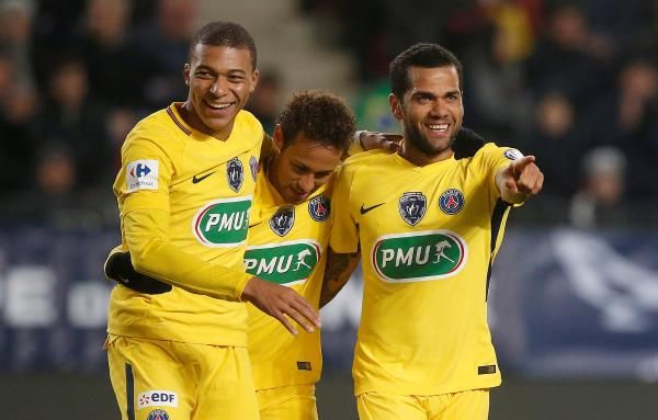 مبابي ونيمار وألفيس