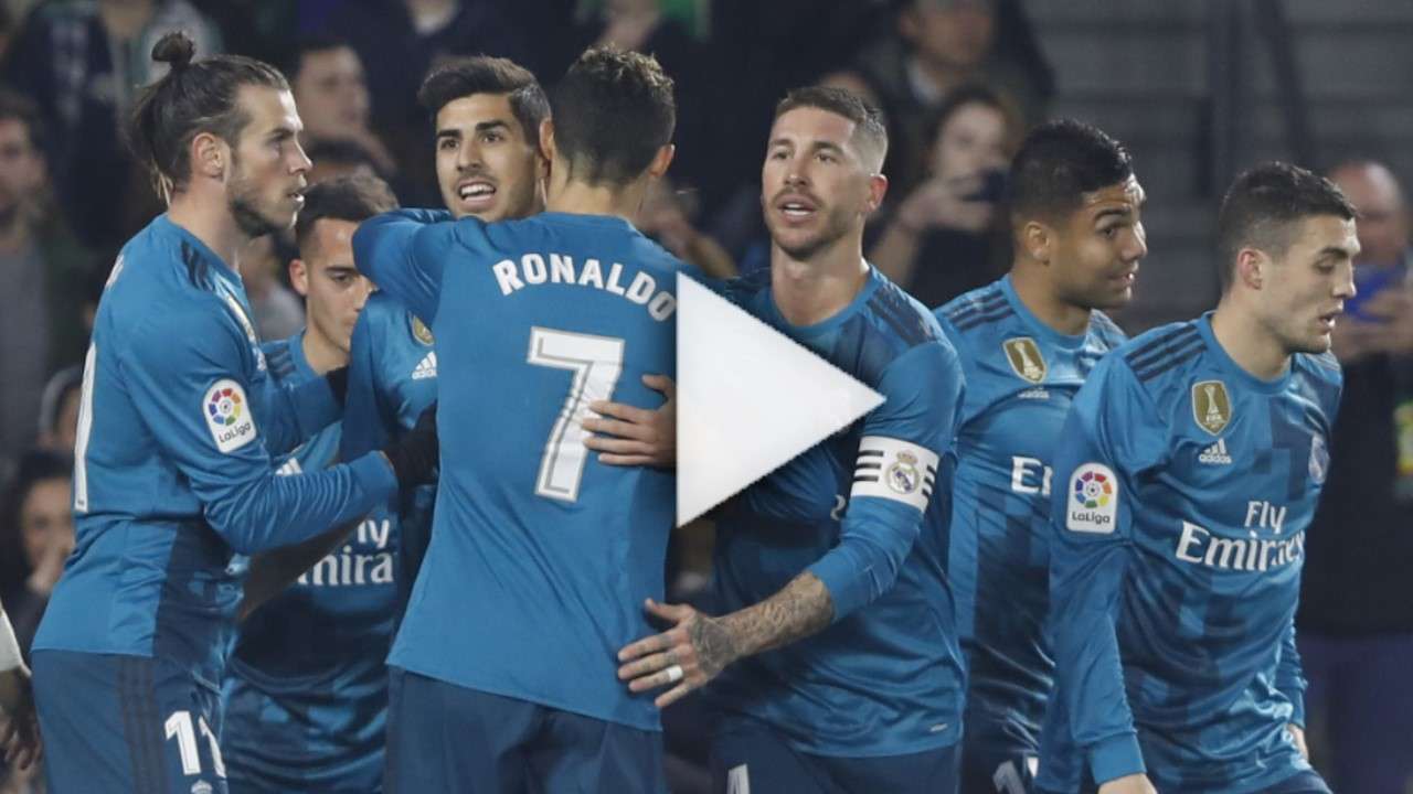 أسينسيو ورونالدو وسط لاعبي ريال مدريد