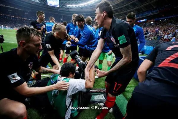 ?i=reuters%2f2018-07-11%2f2018-07-11t210557z_1550976259_rc1952357580_rtrmadp_3_soccer-worldcup-cro-eng_reuters