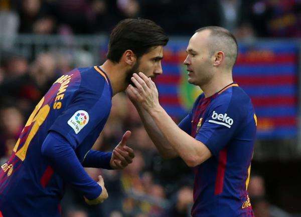 أندريه جوميز مع إنييستا