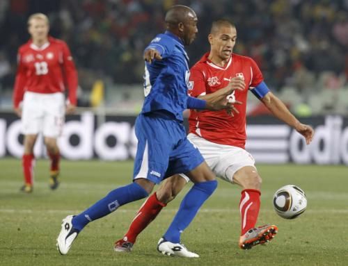 2010-06-25t190131z_01_wcp705_rtridsp_3_soccer-world_reuters