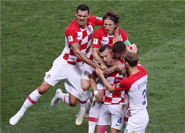 بيريسيتش يحتفل بهدفه