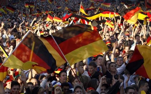 2010-06-23t184455z_01_fab02_rtridsp_3_soccer-world_reuters