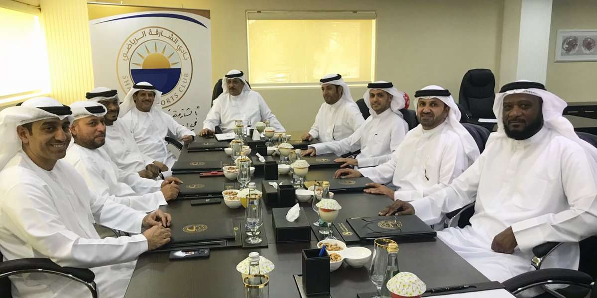 من الاجتماع