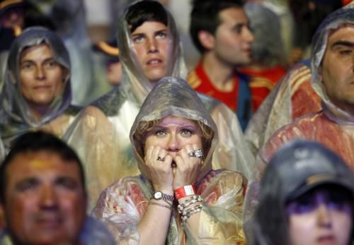 2010-06-25t215335z_01_svp107_rtridsp_3_soccer-world_reuters